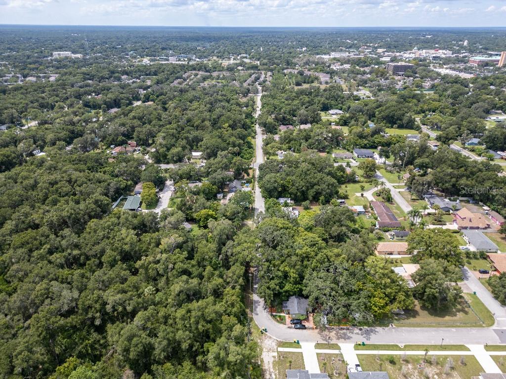 DELAND E 160 FT BLK 142 - Residential