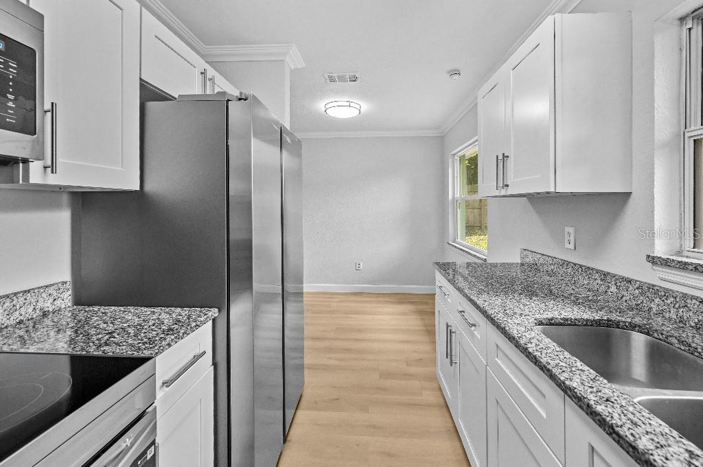 DELAND E 160 FT BLK 142 - Residential