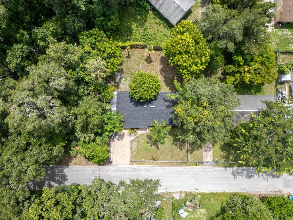 DELAND E 160 FT BLK 142 - Residential