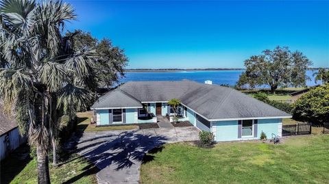 A home in WINTER HAVEN