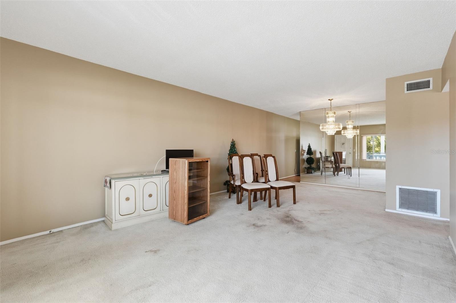 2428 COLUMBIA DRIVE 54