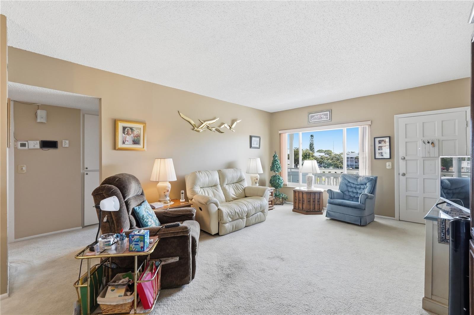 2428 COLUMBIA DRIVE 54