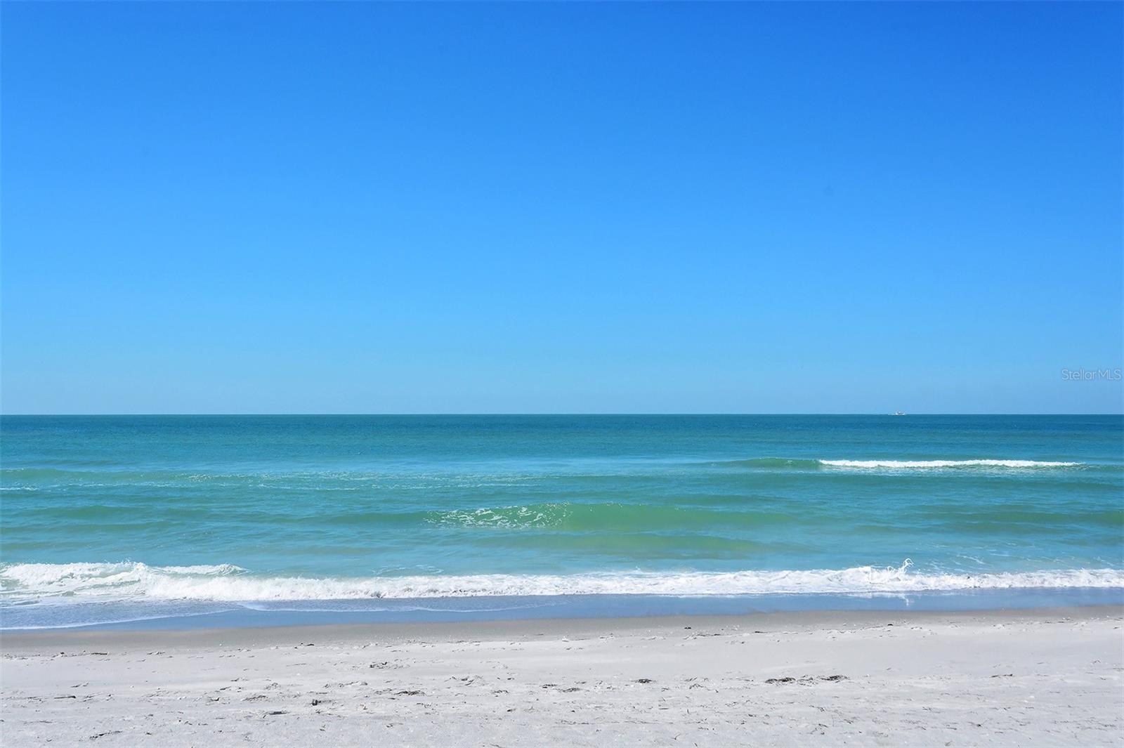 WHITNEY BEACH - Residential