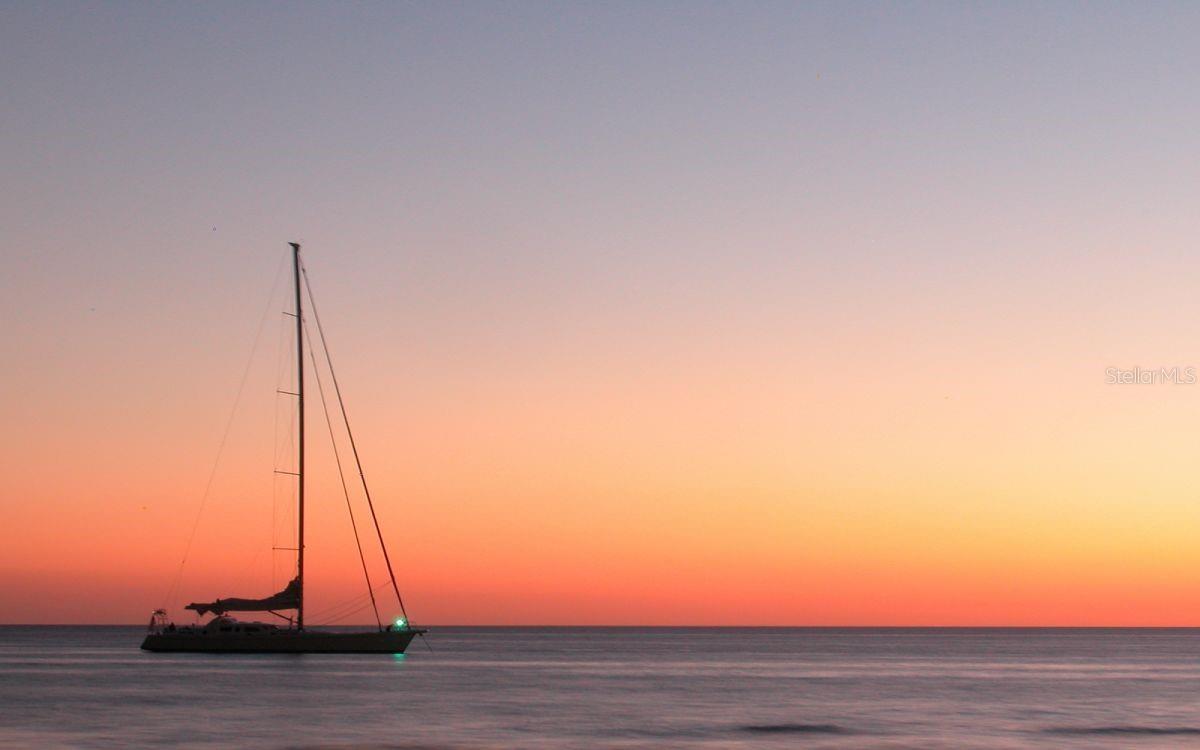 WHITNEY BEACH - Residential