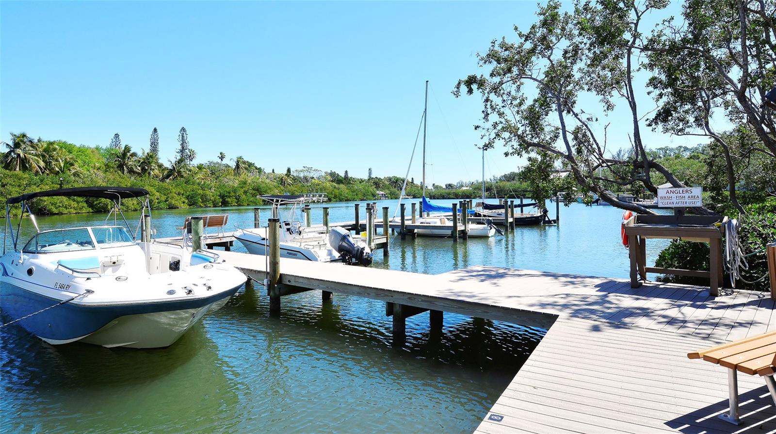 WHITNEY BEACH - Residential