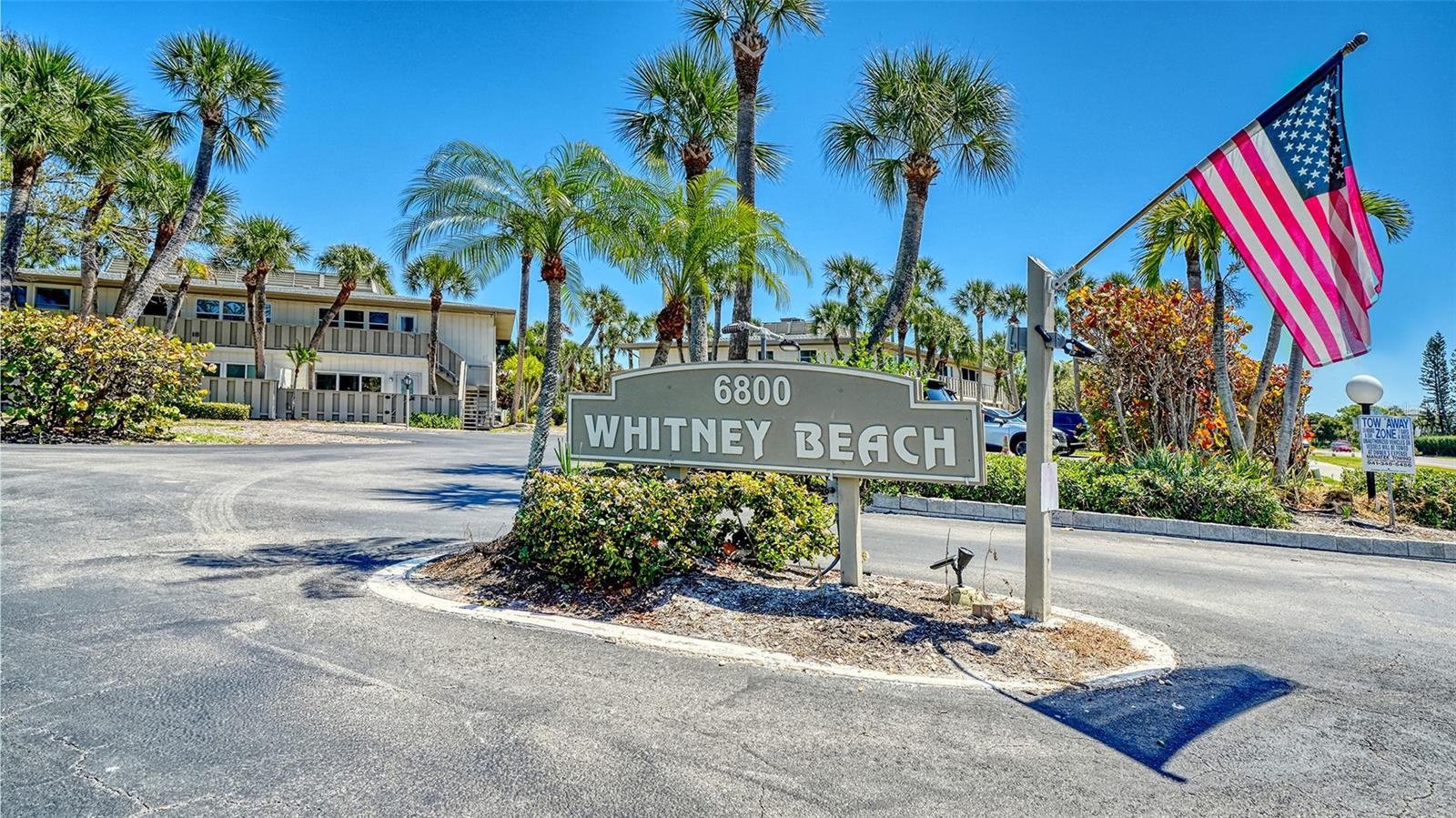 WHITNEY BEACH - Residential