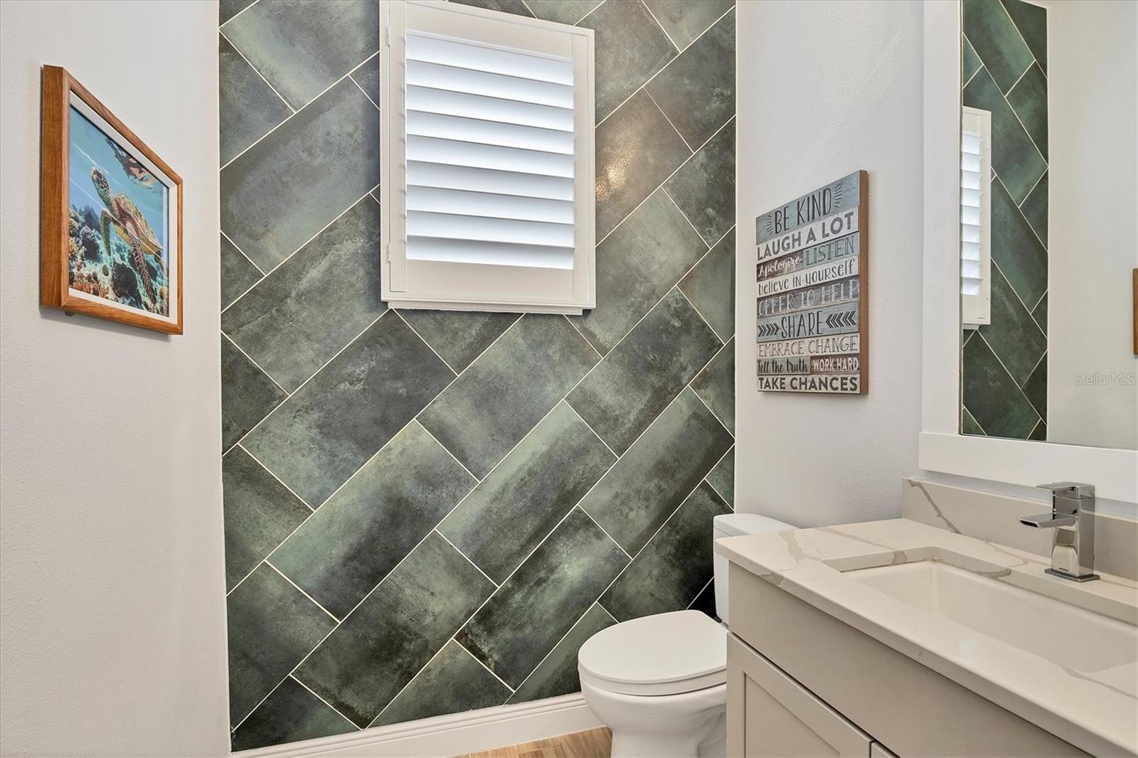 LAKEHOUSE COVE/WATERSIDE PH 1 - Residential