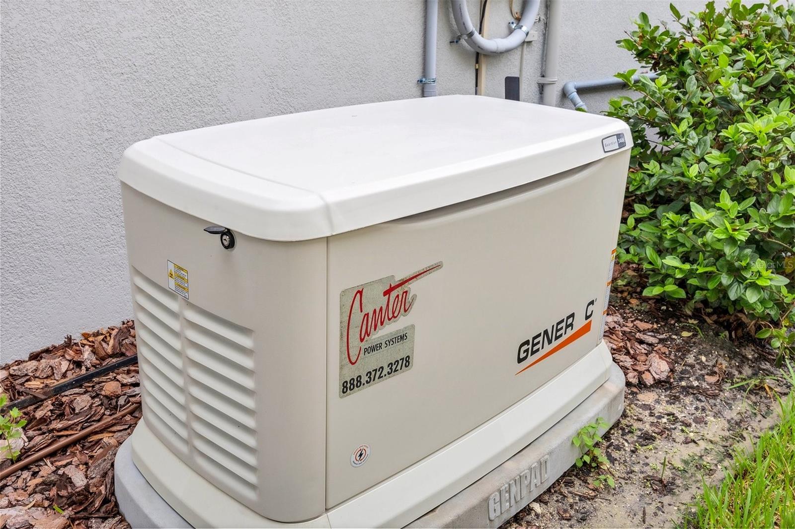 LAKEHOUSE COVE/WATERSIDE PH 1 - Residential