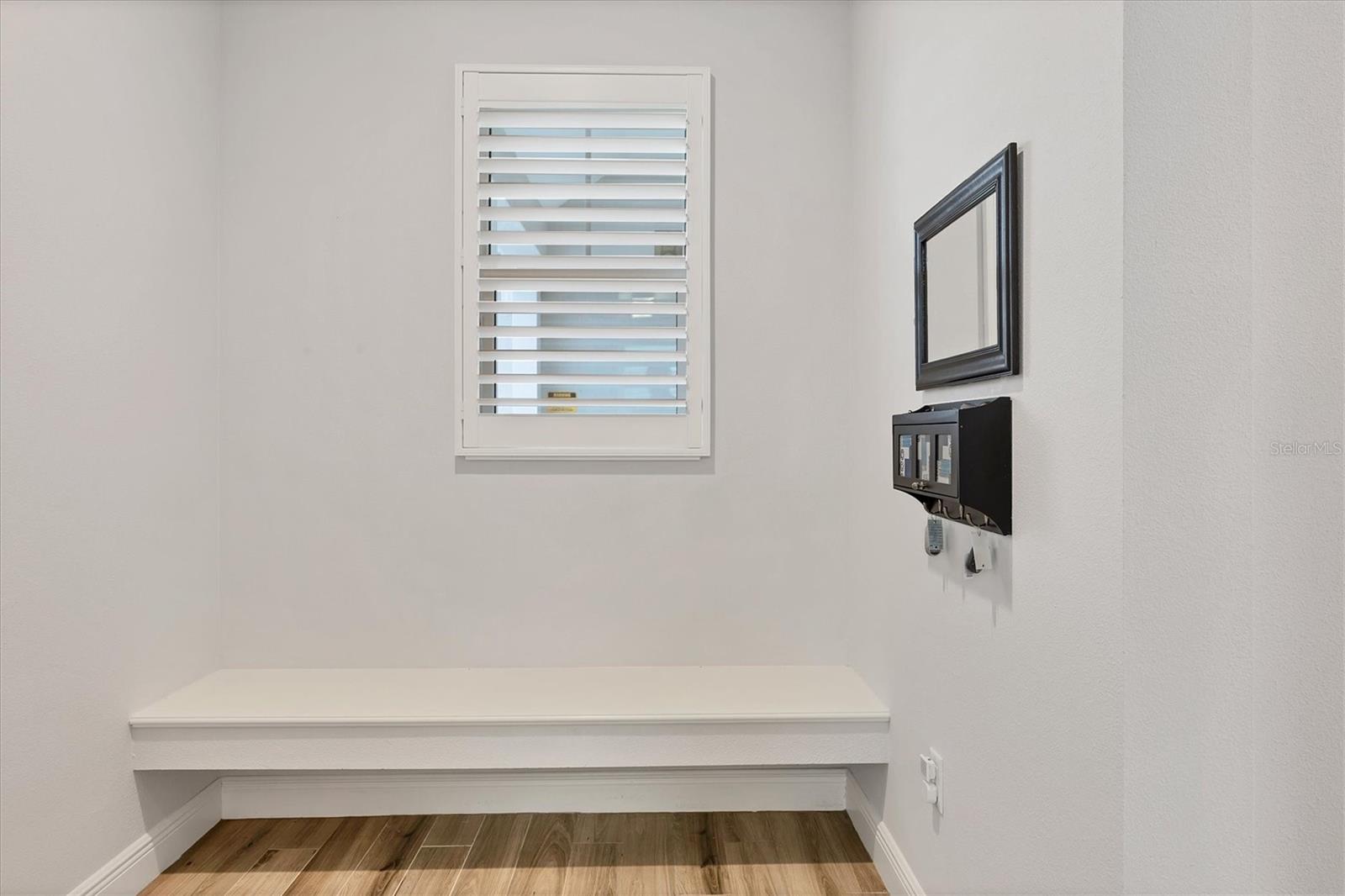 LAKEHOUSE COVE/WATERSIDE PH 1 - Residential