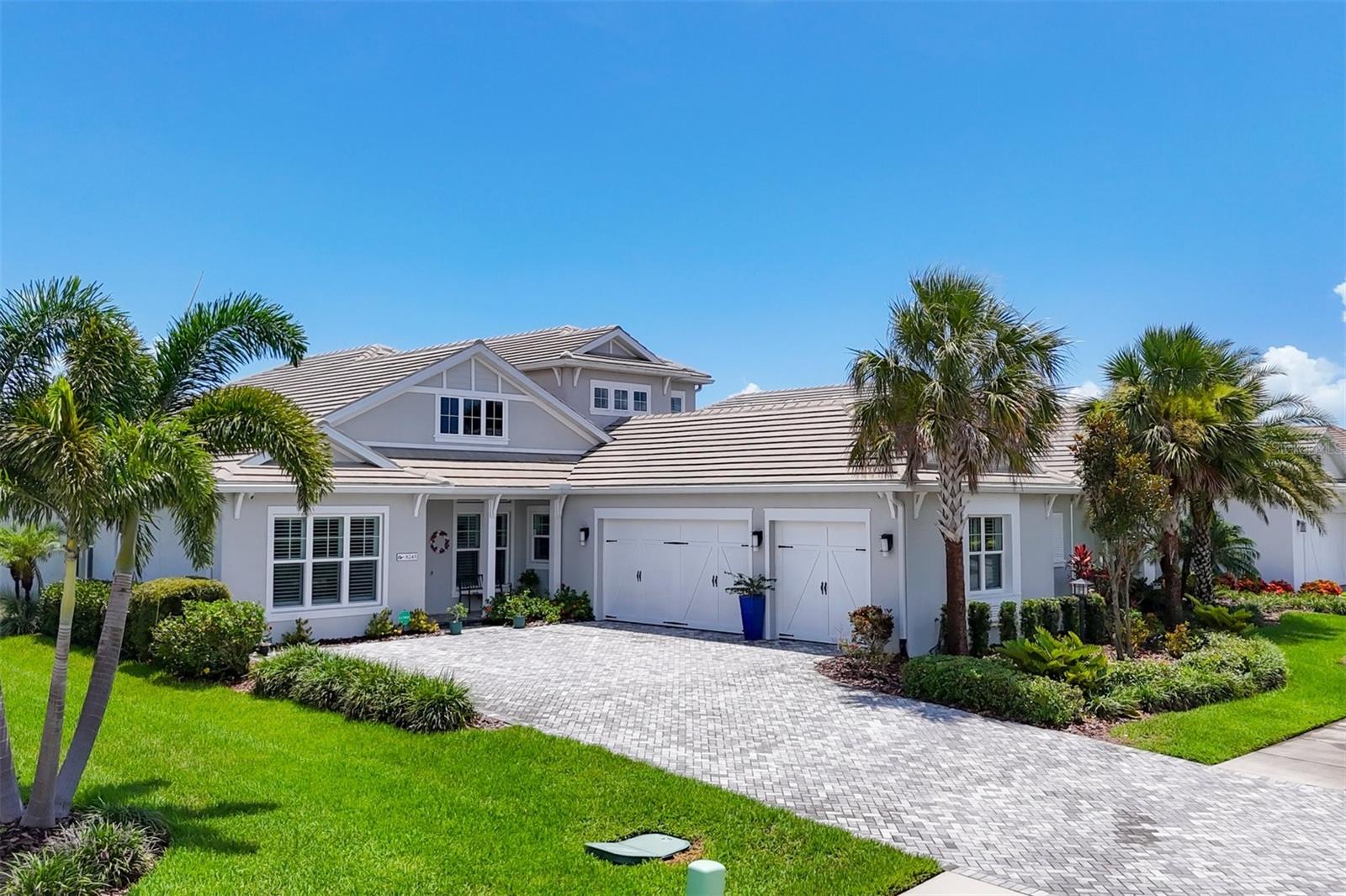 8245 GRANDE SHORES DRIVE