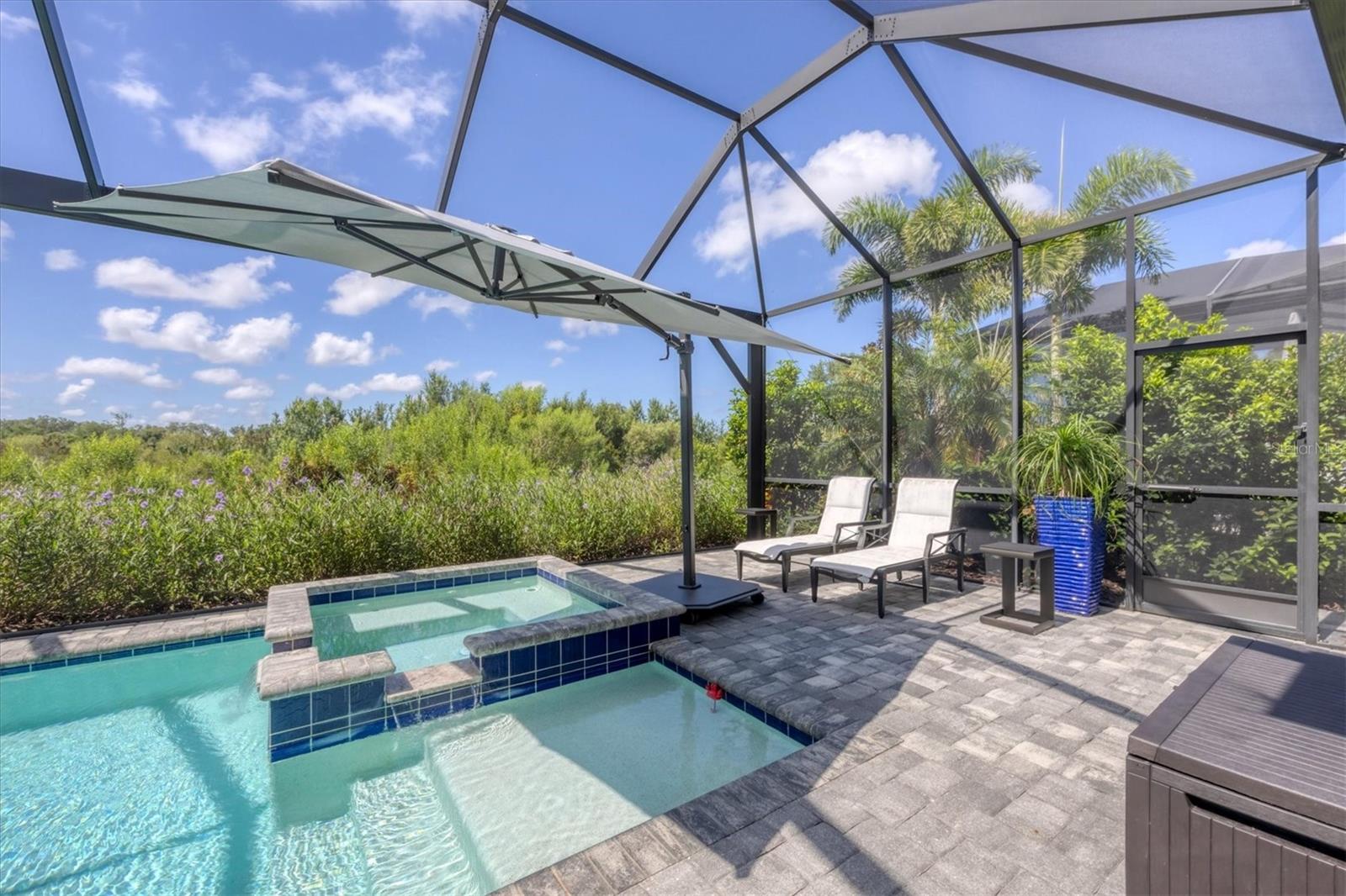 LAKEHOUSE COVE/WATERSIDE PH 1 - Residential