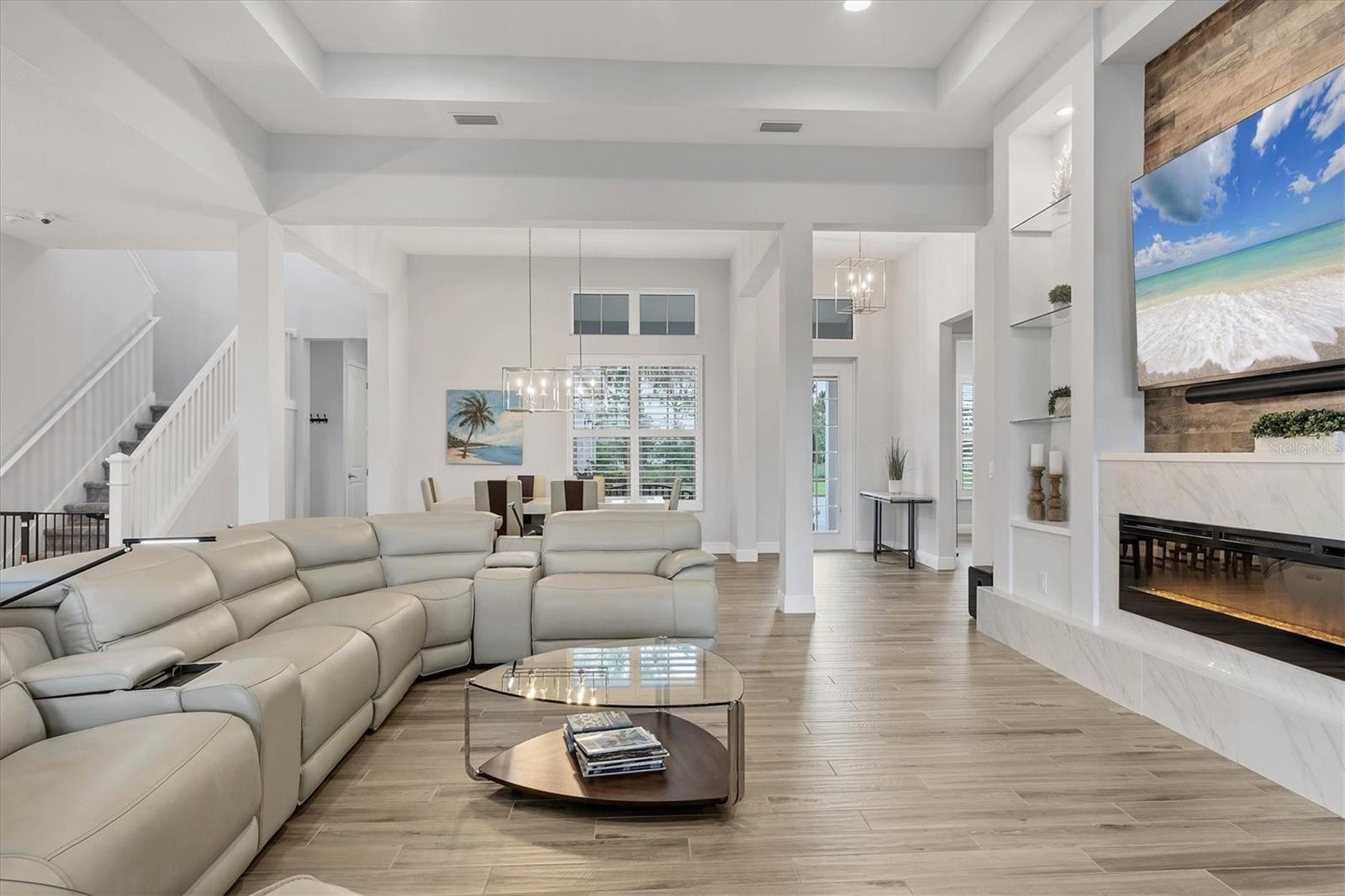 LAKEHOUSE COVE/WATERSIDE PH 1 - Residential