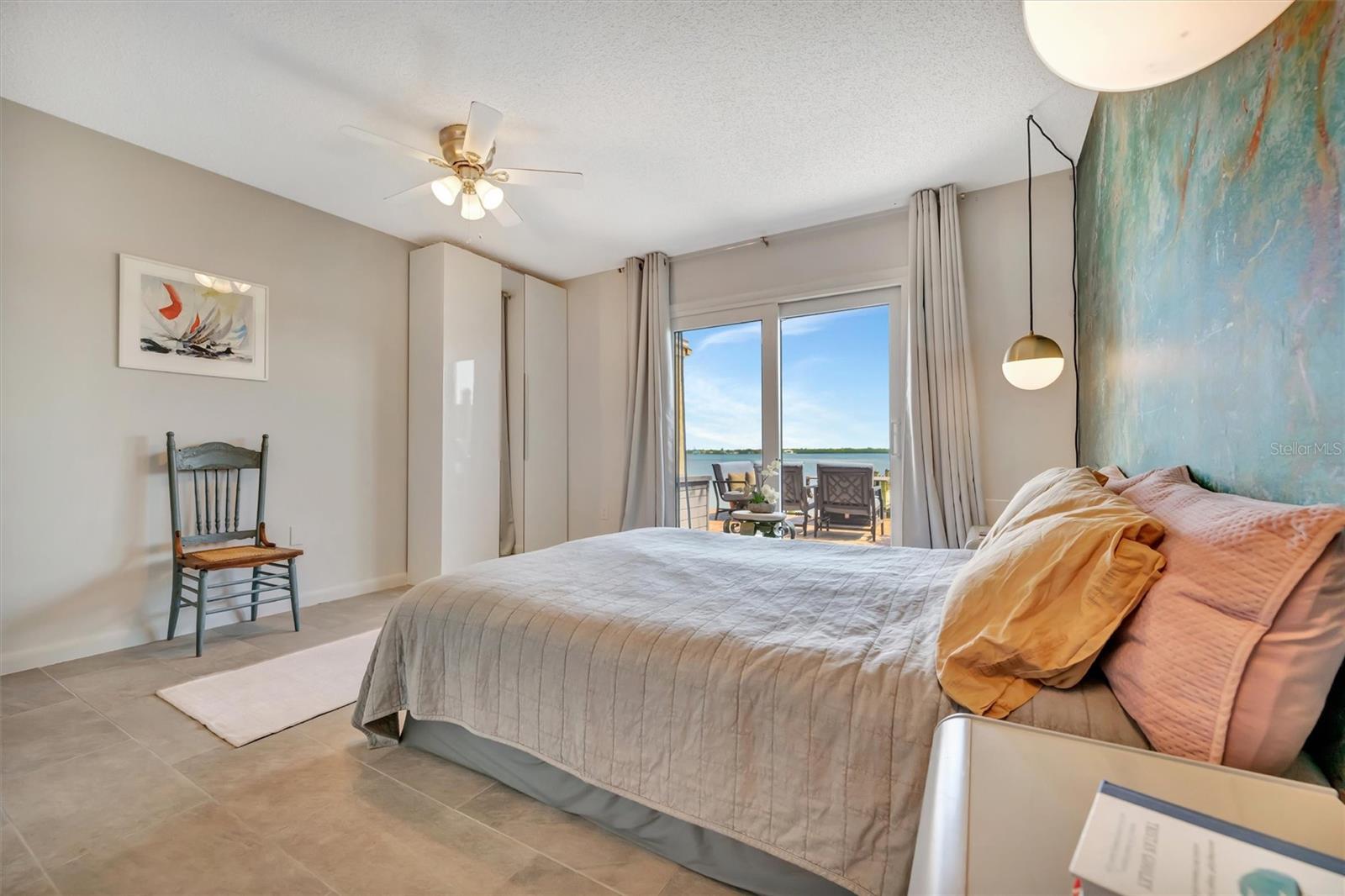 PALMA SOLA HARBOUR SEC 4 - Residential