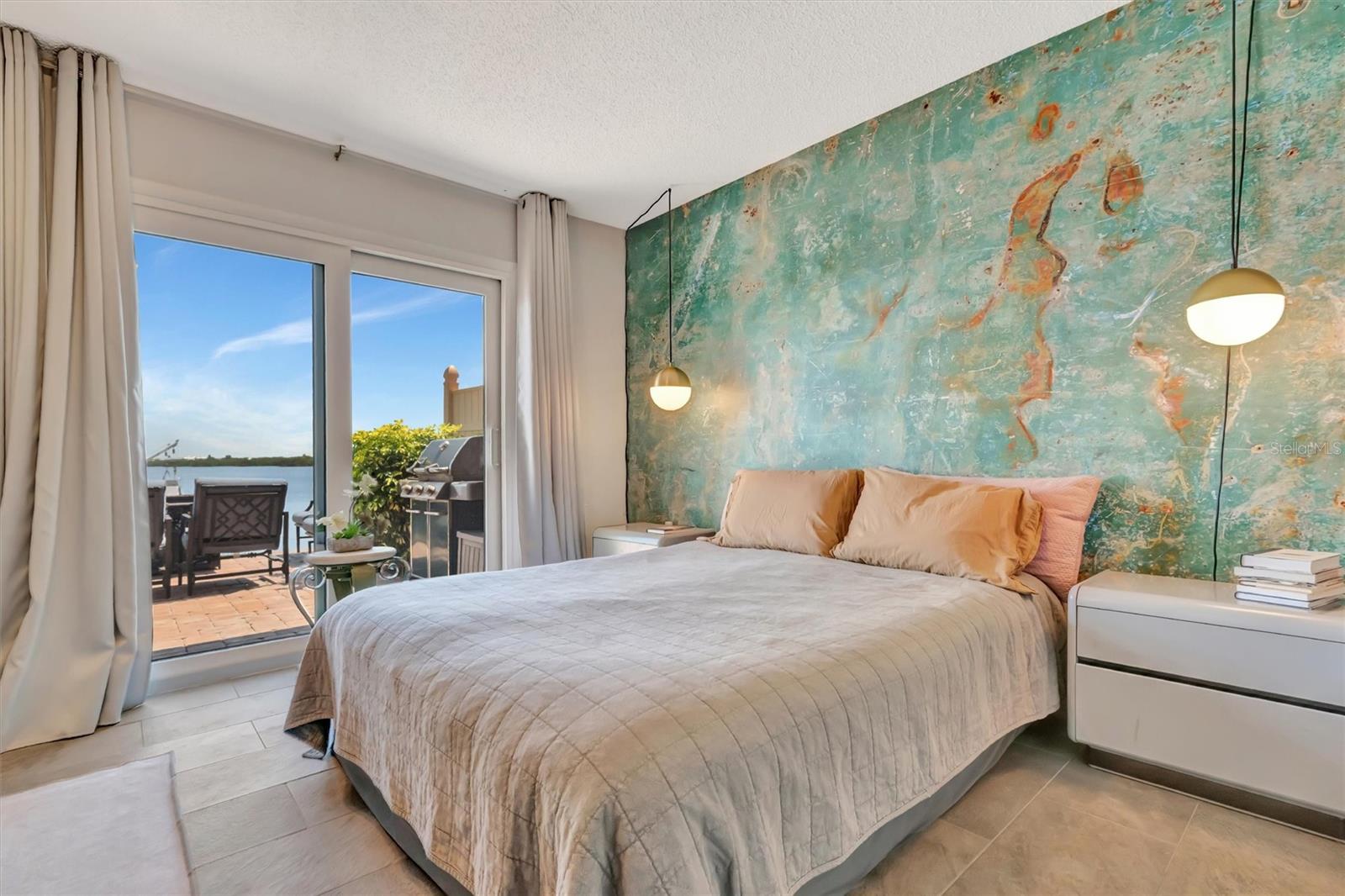 PALMA SOLA HARBOUR SEC 4 - Residential