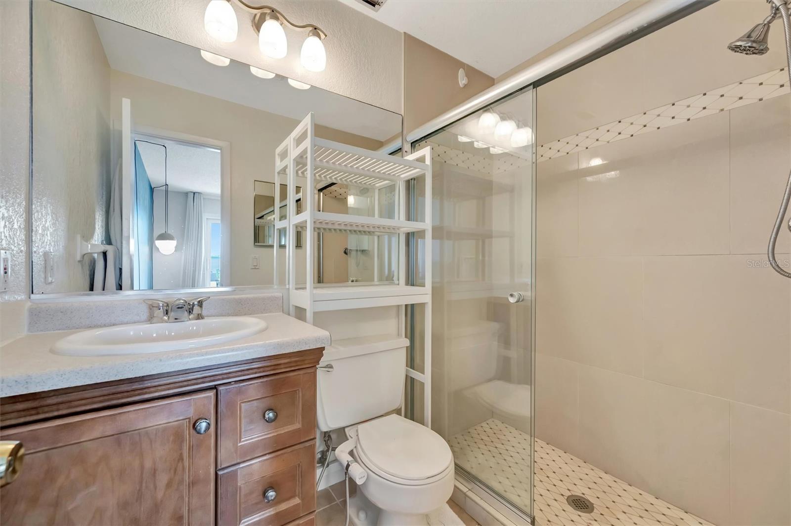 PALMA SOLA HARBOUR SEC 4 - Residential