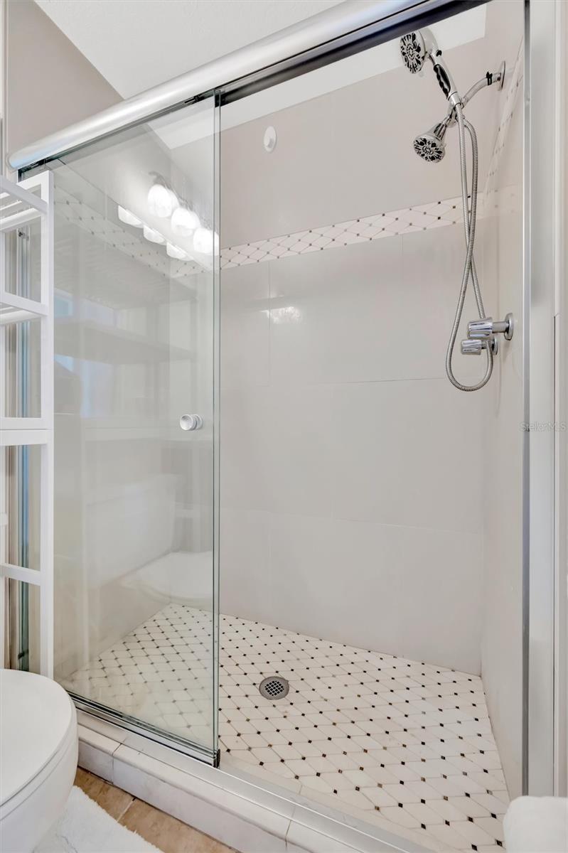 PALMA SOLA HARBOUR SEC 4 - Residential