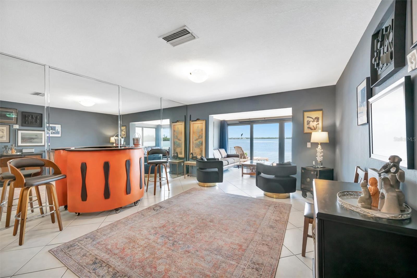 PALMA SOLA HARBOUR SEC 4 - Residential