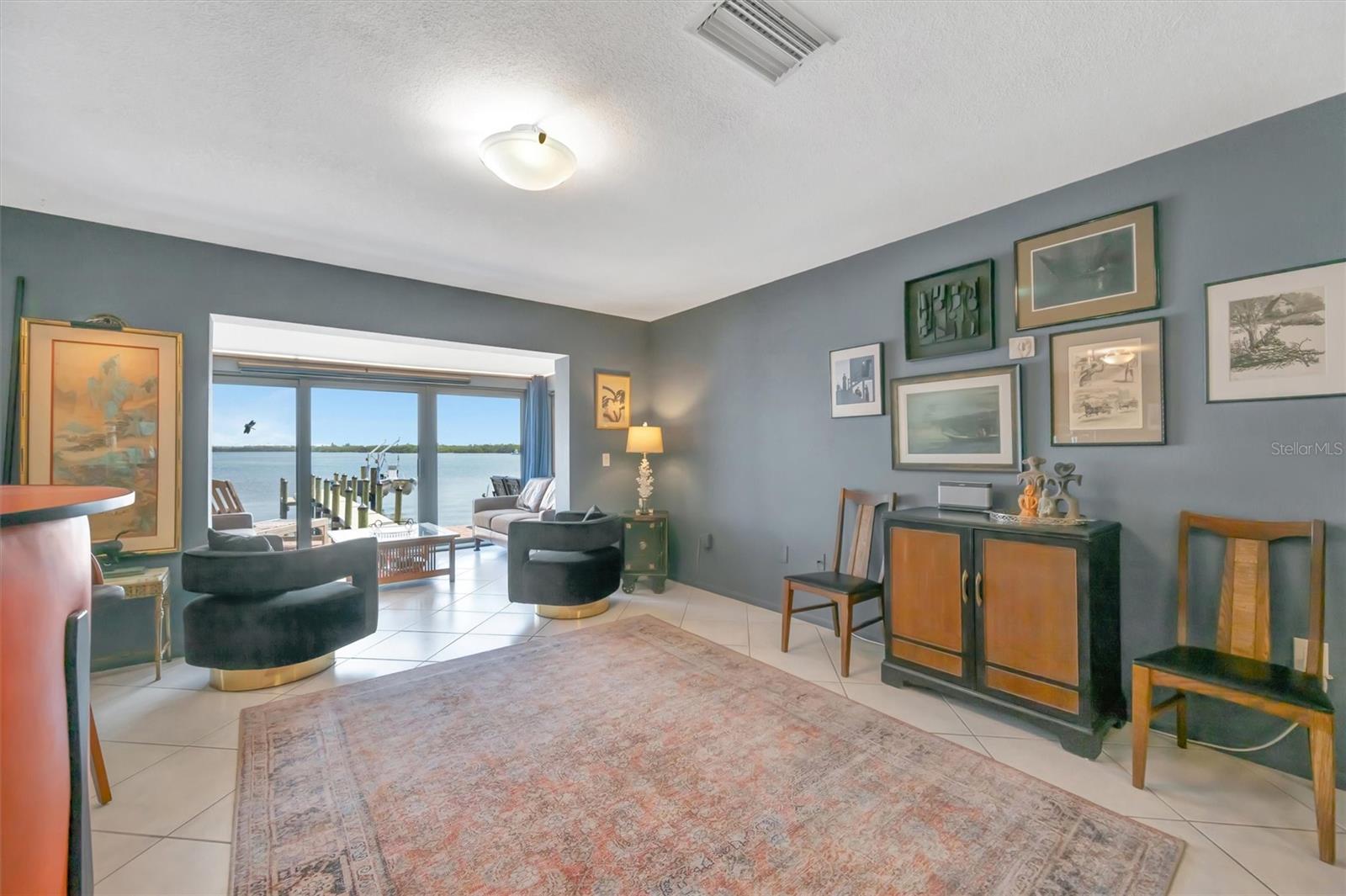 PALMA SOLA HARBOUR SEC 4 - Residential