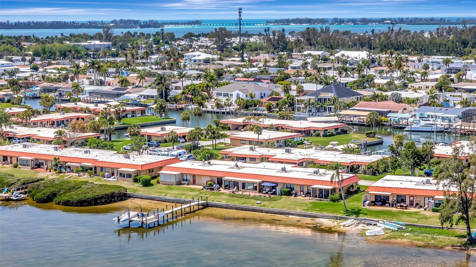 PALMA SOLA HARBOUR SEC 4 - Residential