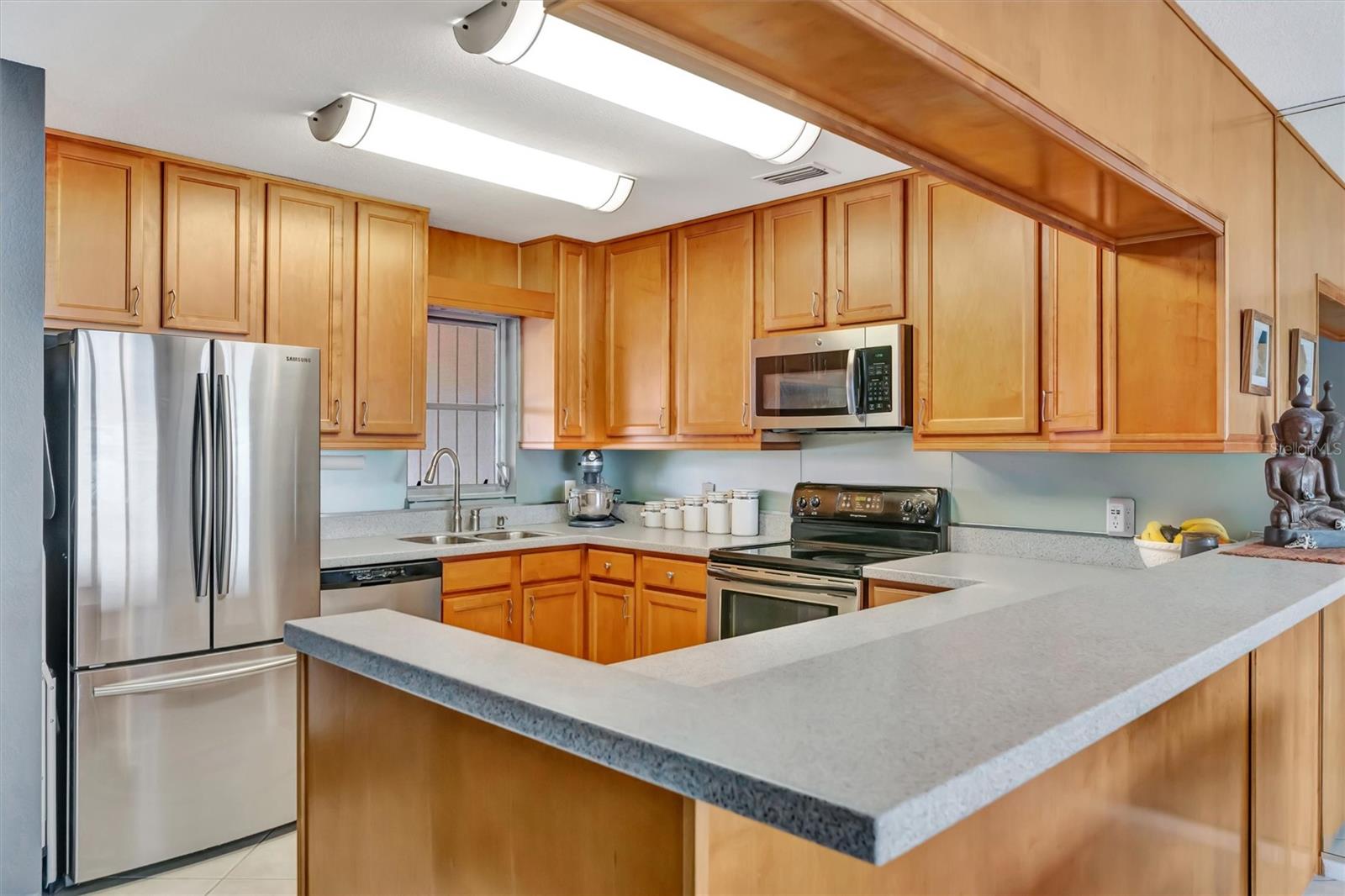 PALMA SOLA HARBOUR SEC 4 - Residential