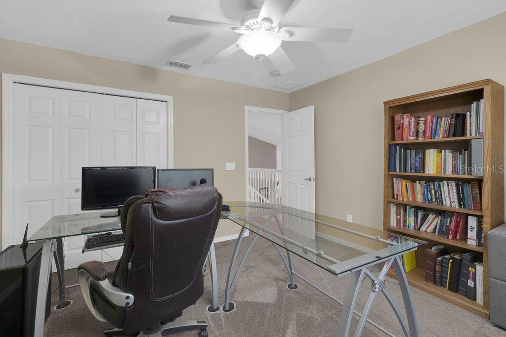 PARKSTONE UNIT 4 - Residential