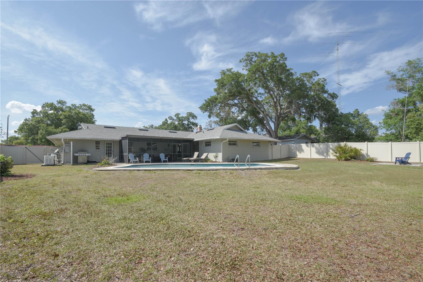 WOODLANDS THE - Residential