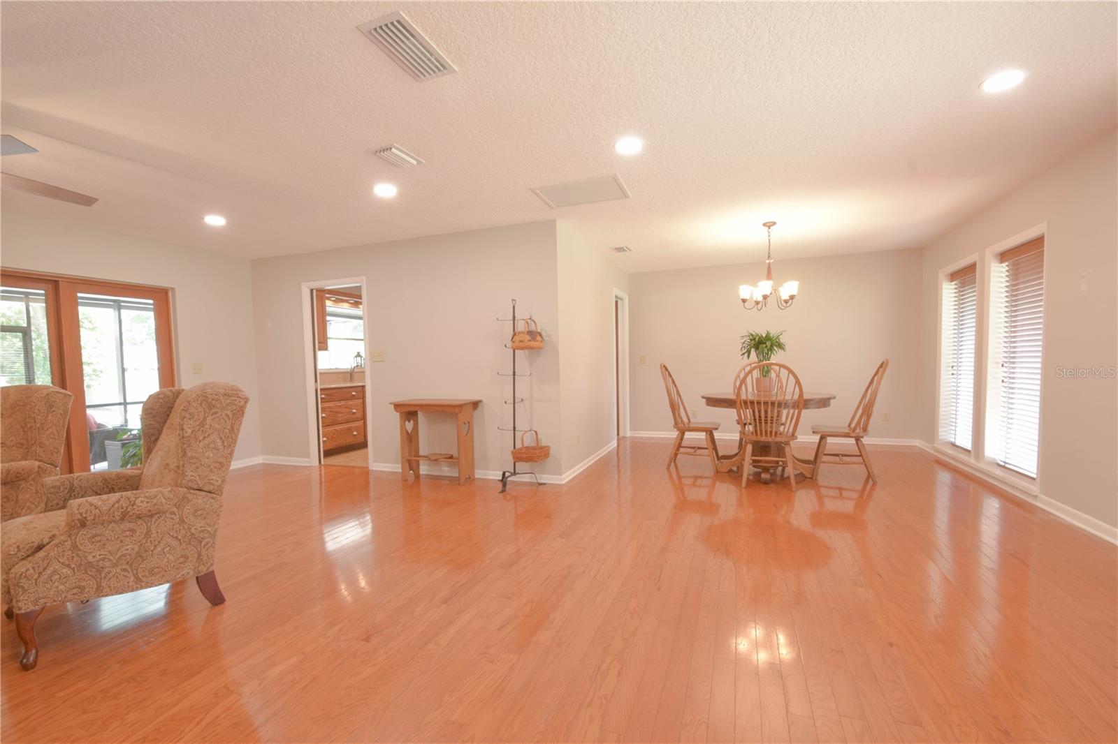 WOODLANDS THE - Residential