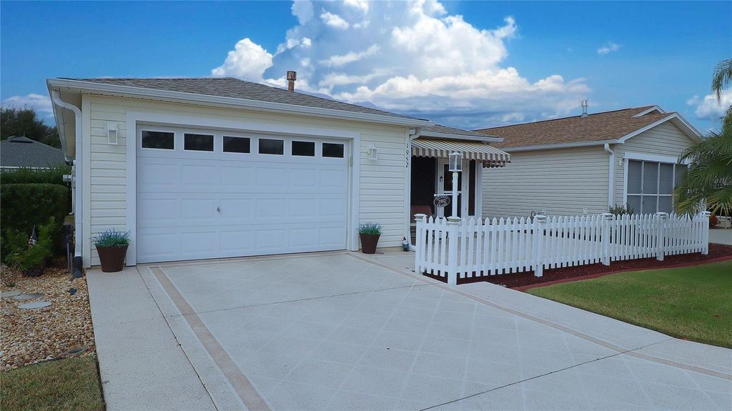 Photo of 1952 Montrose Court, The Villages, FL 32162 (MLS # G5106135)