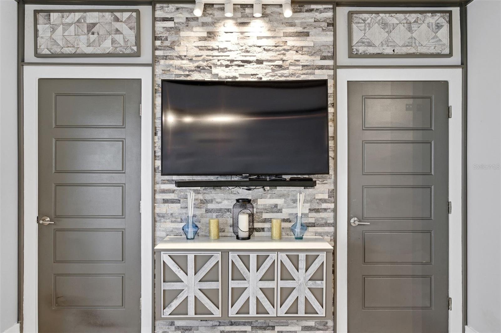 POWERS CENTRAL PARK SUB - Residential