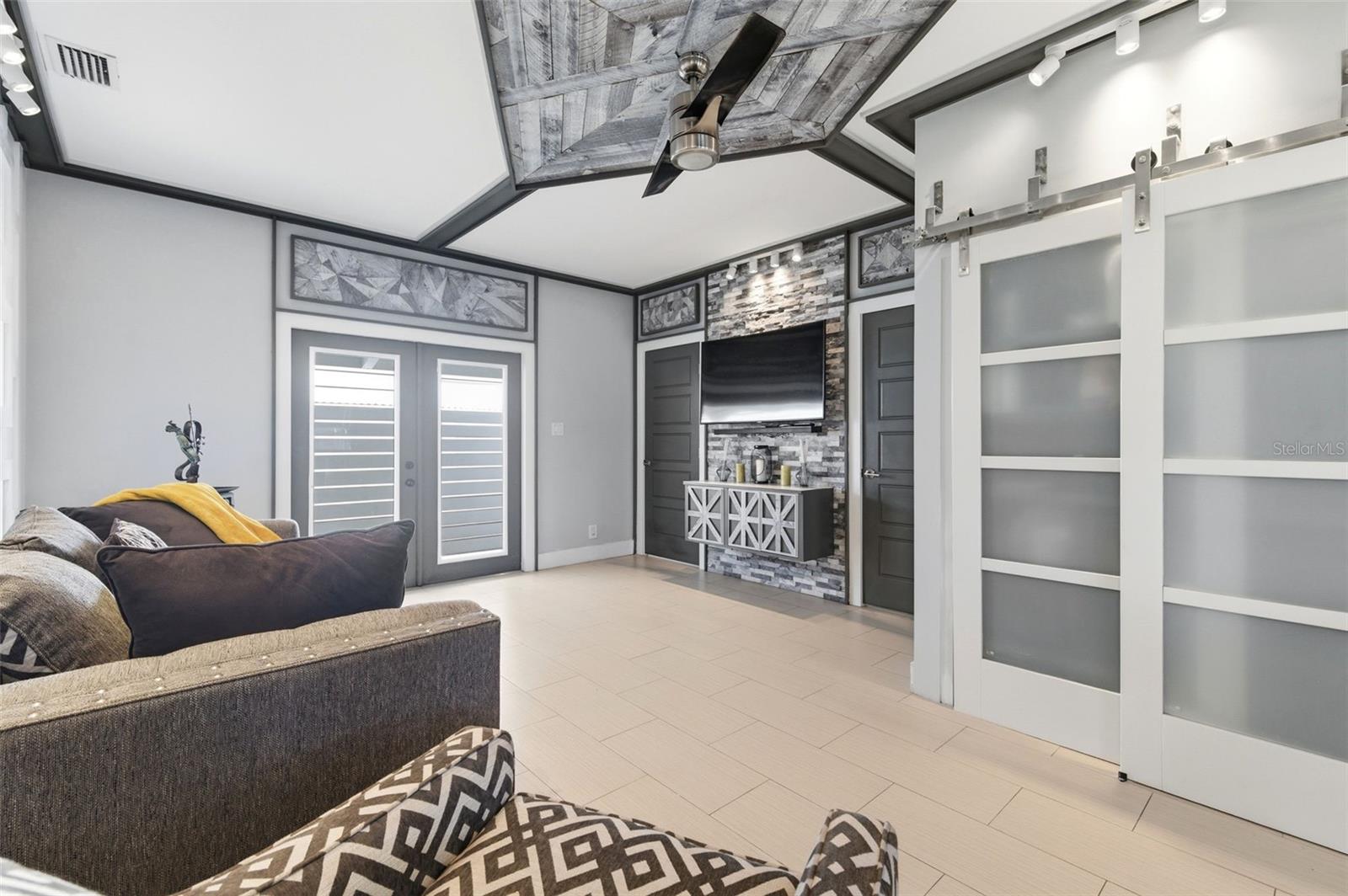 POWERS CENTRAL PARK SUB - Residential