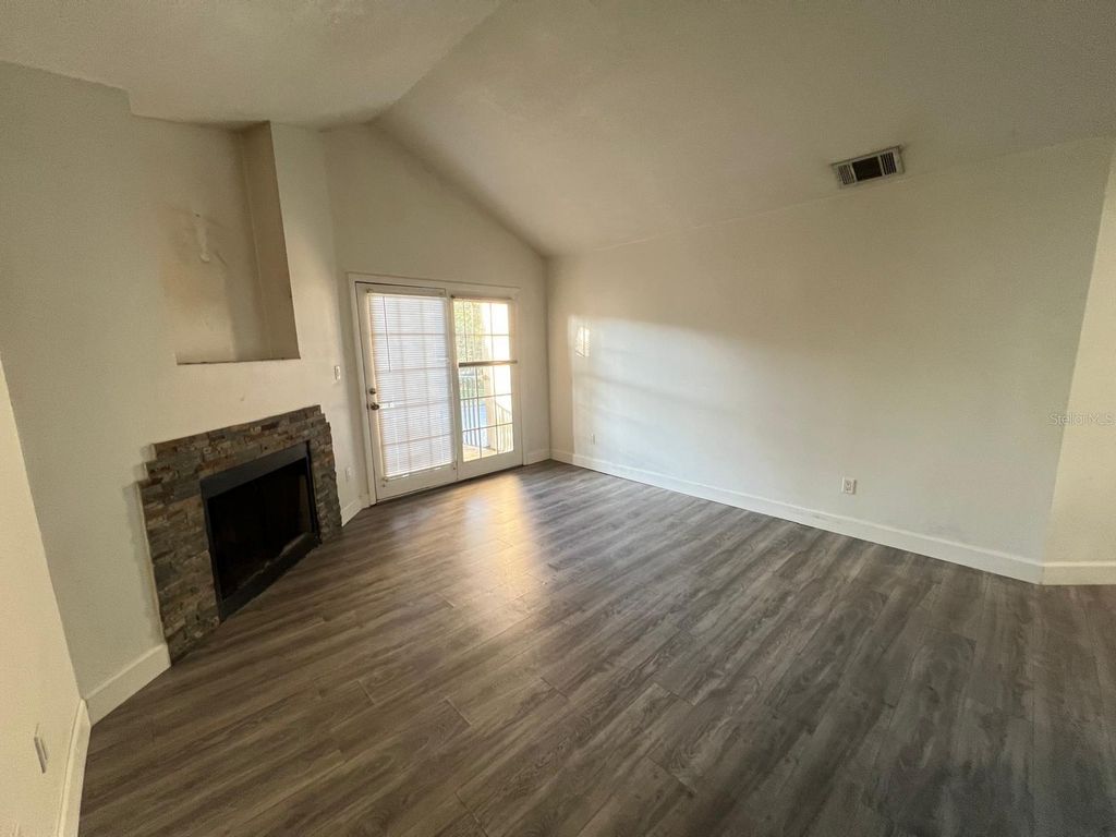 Photo of 236 Afton Square #305, Altamonte Springs, FL 32714 (MLS # O6362782)