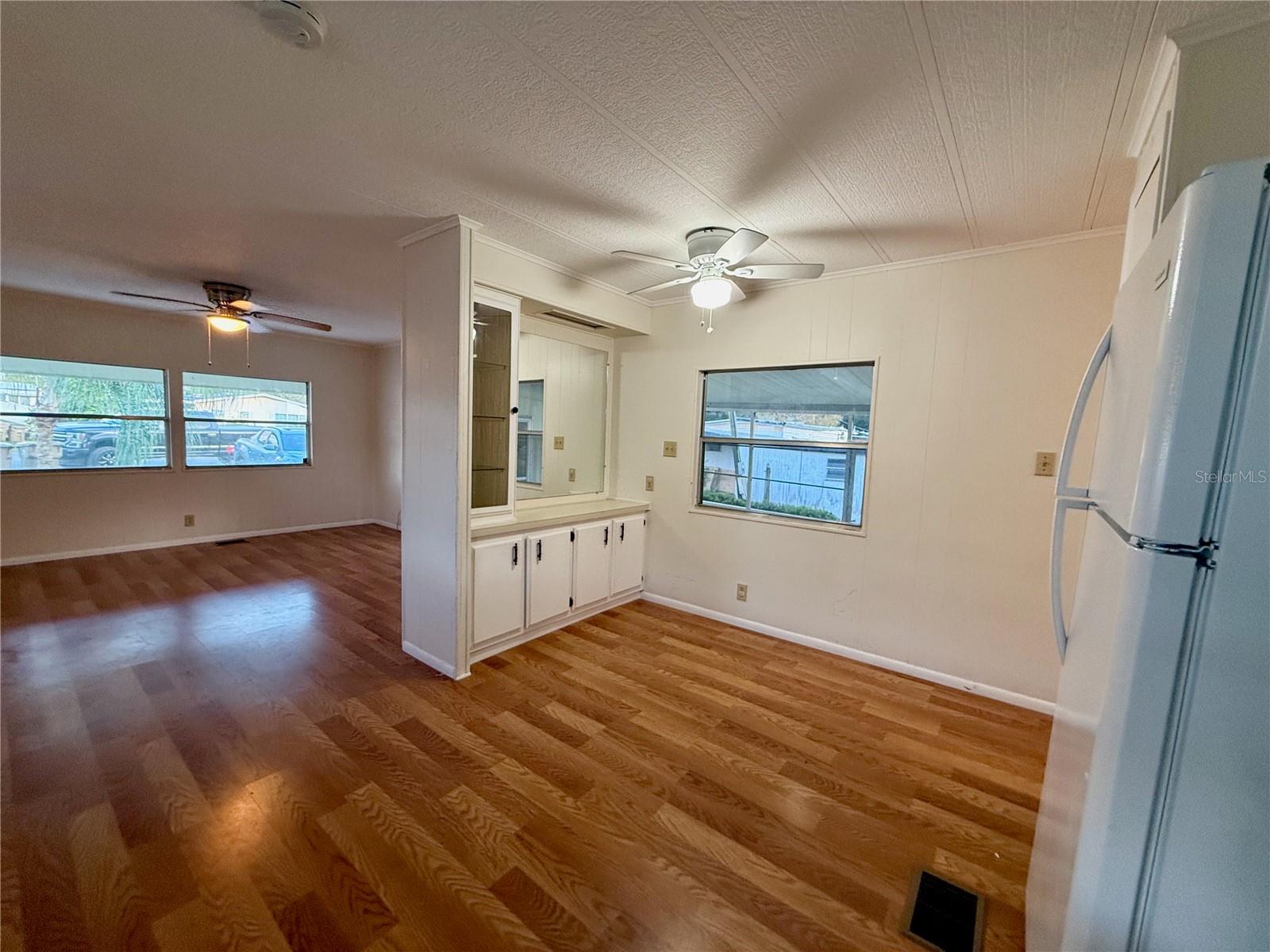 EAST LAKE HARRIS ESTATES - Residential