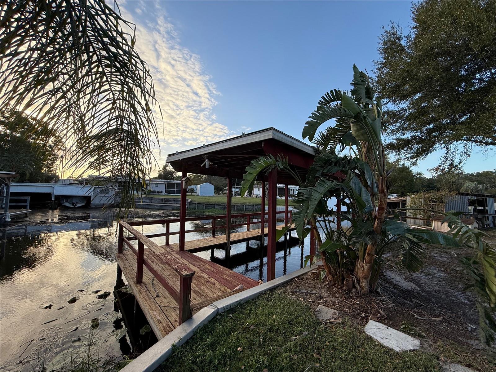 EAST LAKE HARRIS ESTATES - Residential