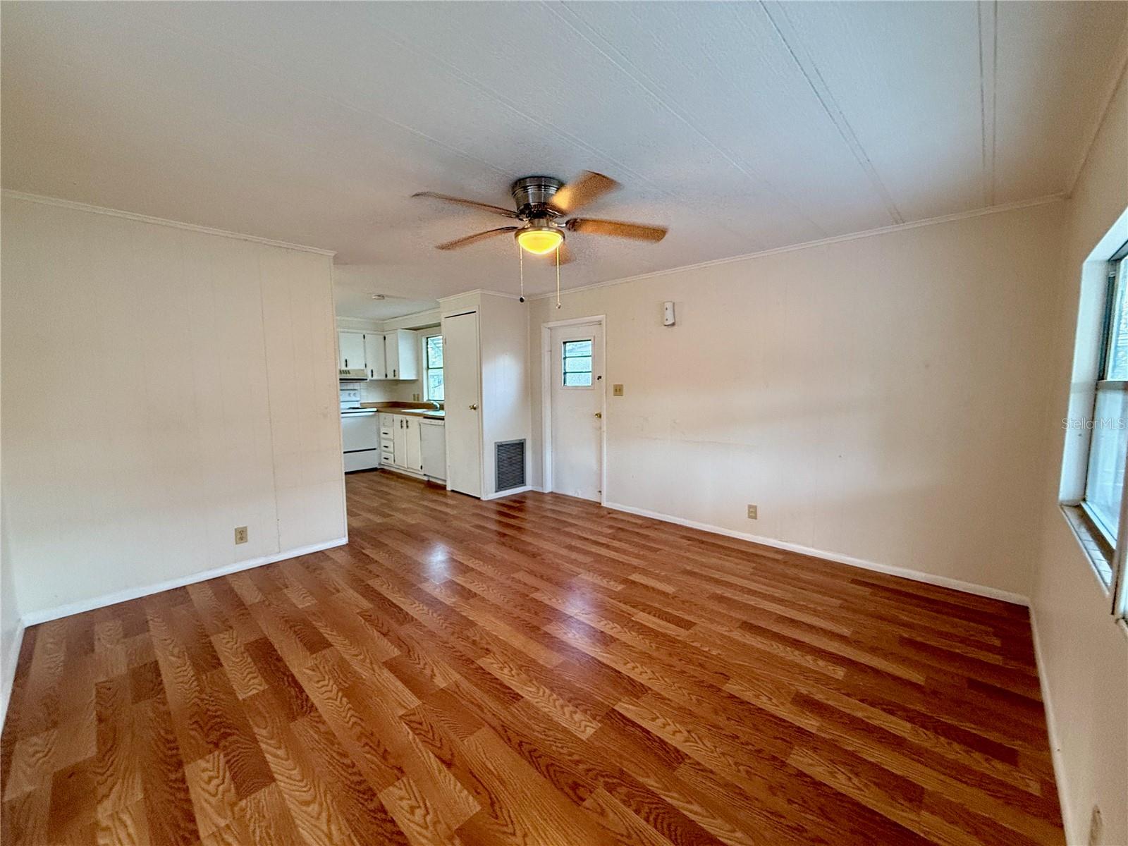 EAST LAKE HARRIS ESTATES - Residential