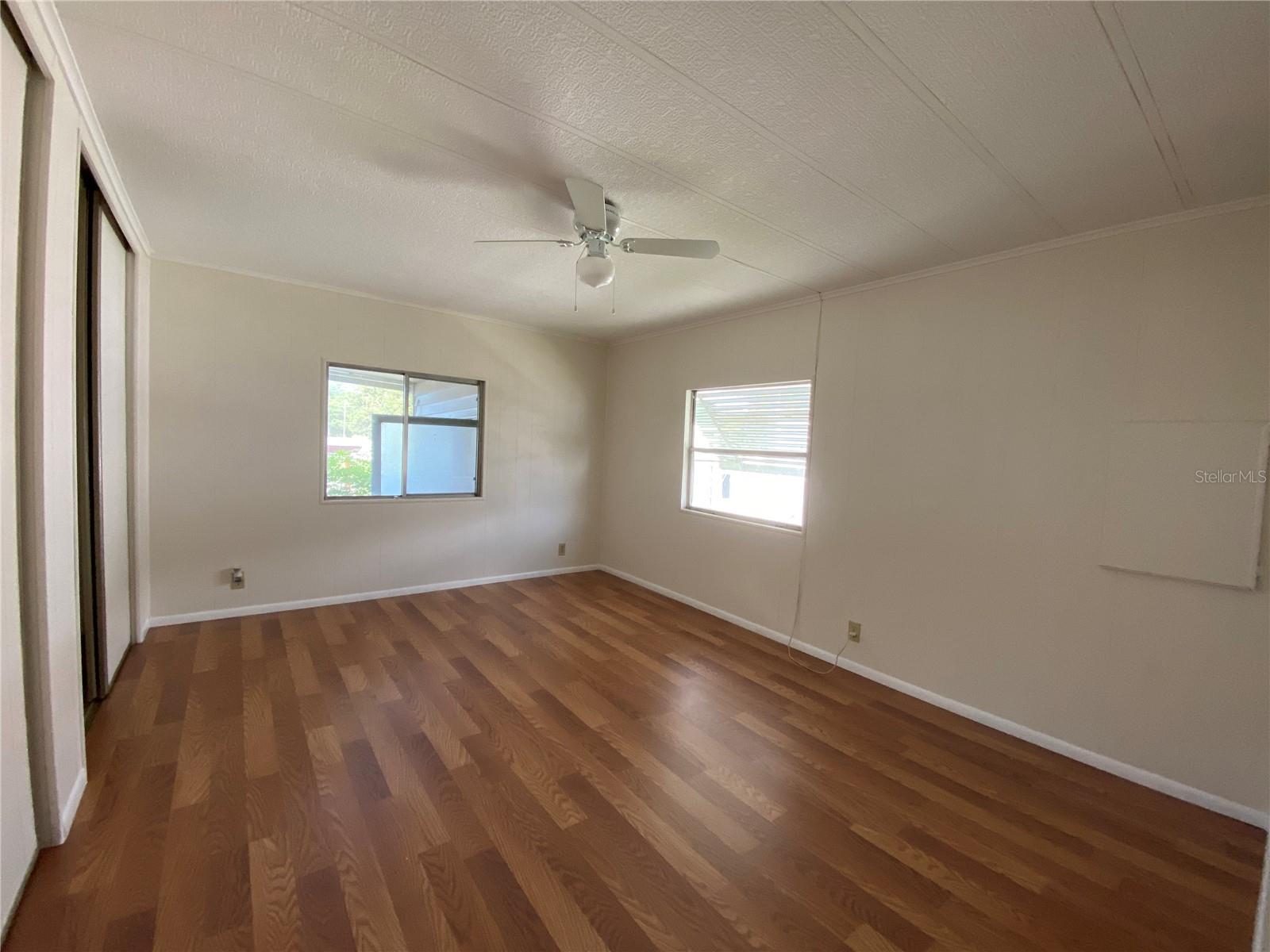 EAST LAKE HARRIS ESTATES - Residential