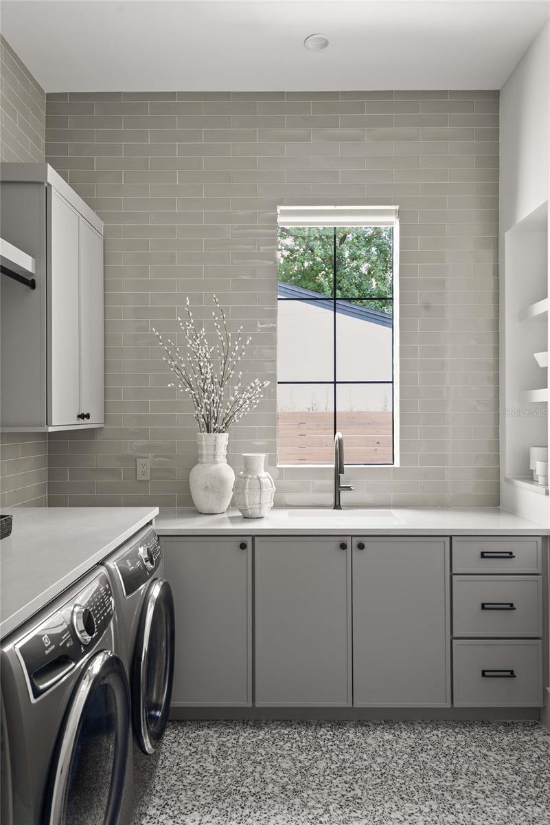 COLLEGE PARK SECOND ADD - Residential