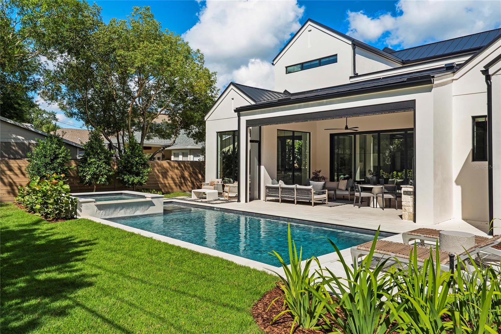 COLLEGE PARK SECOND ADD - Residential