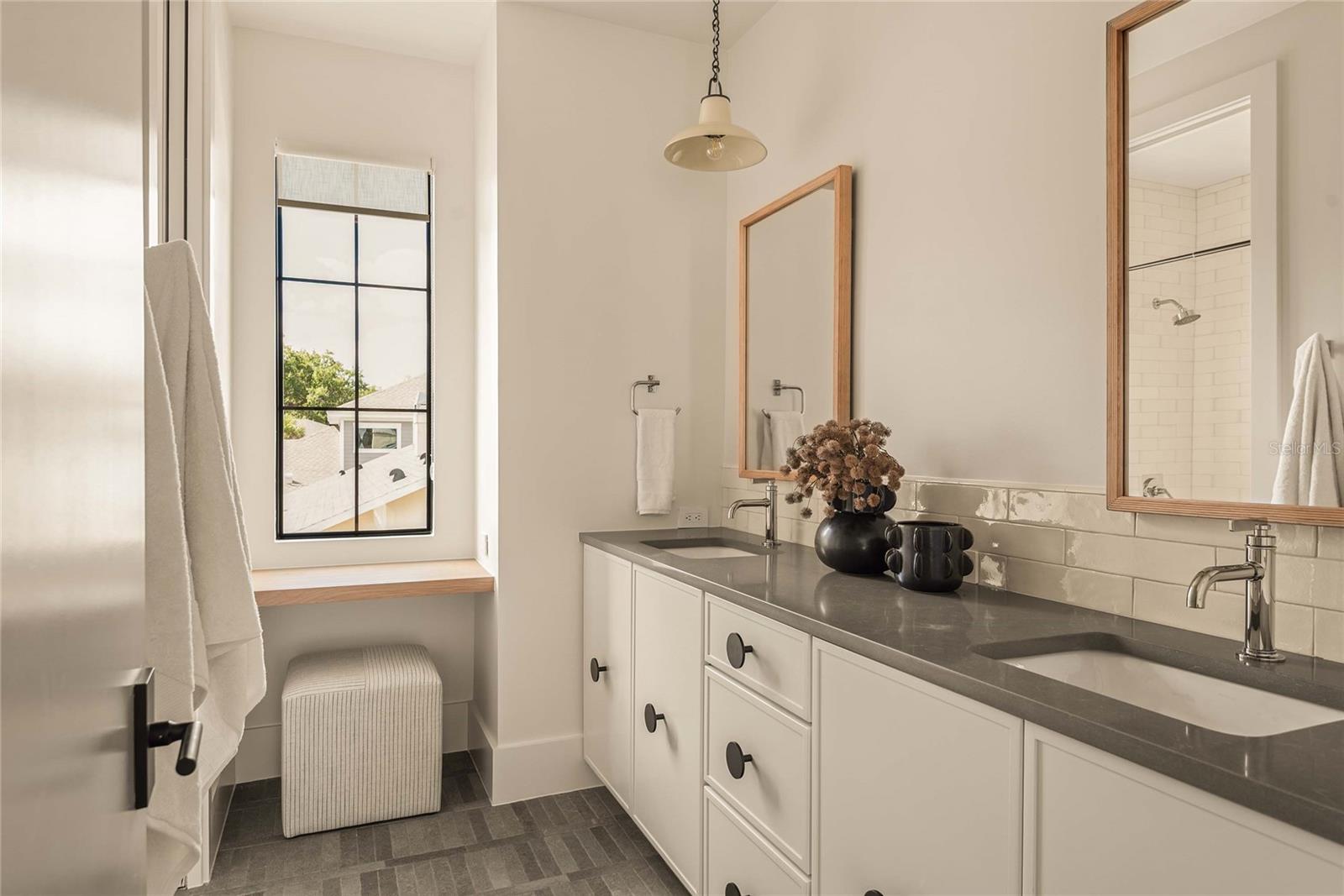 COLLEGE PARK SECOND ADD - Residential