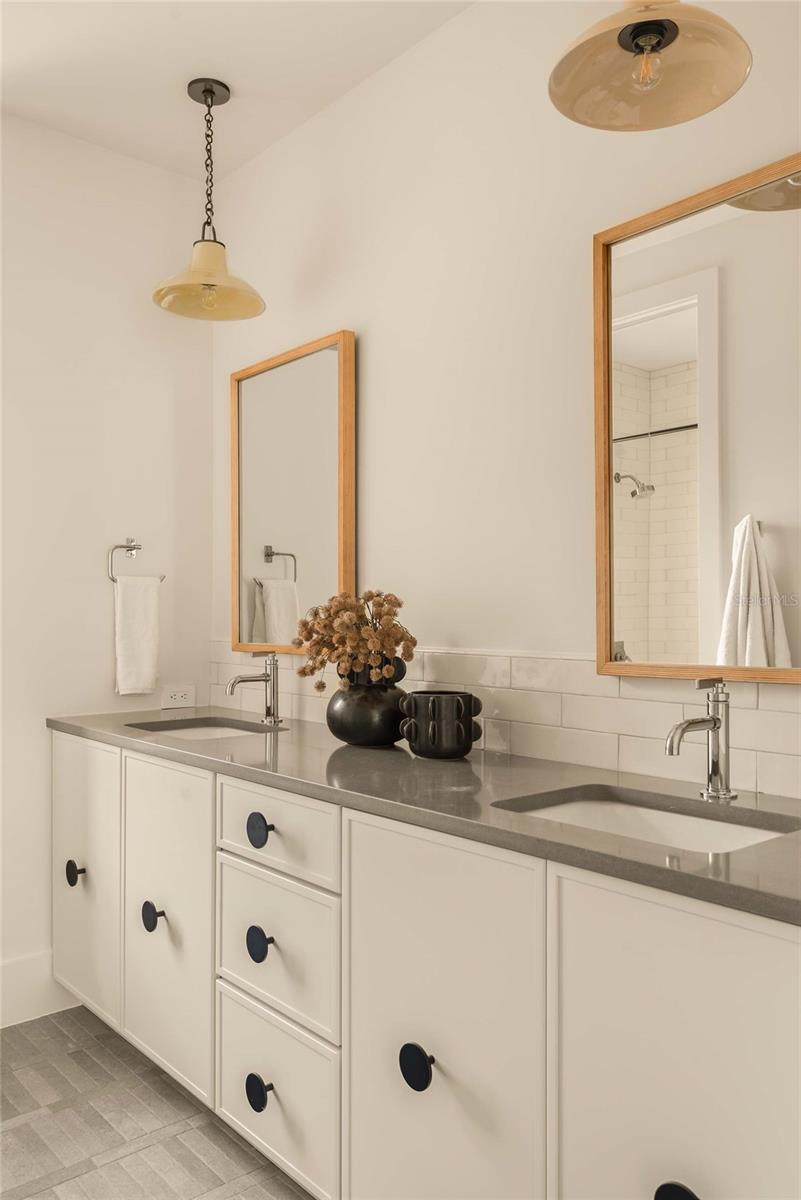 COLLEGE PARK SECOND ADD - Residential