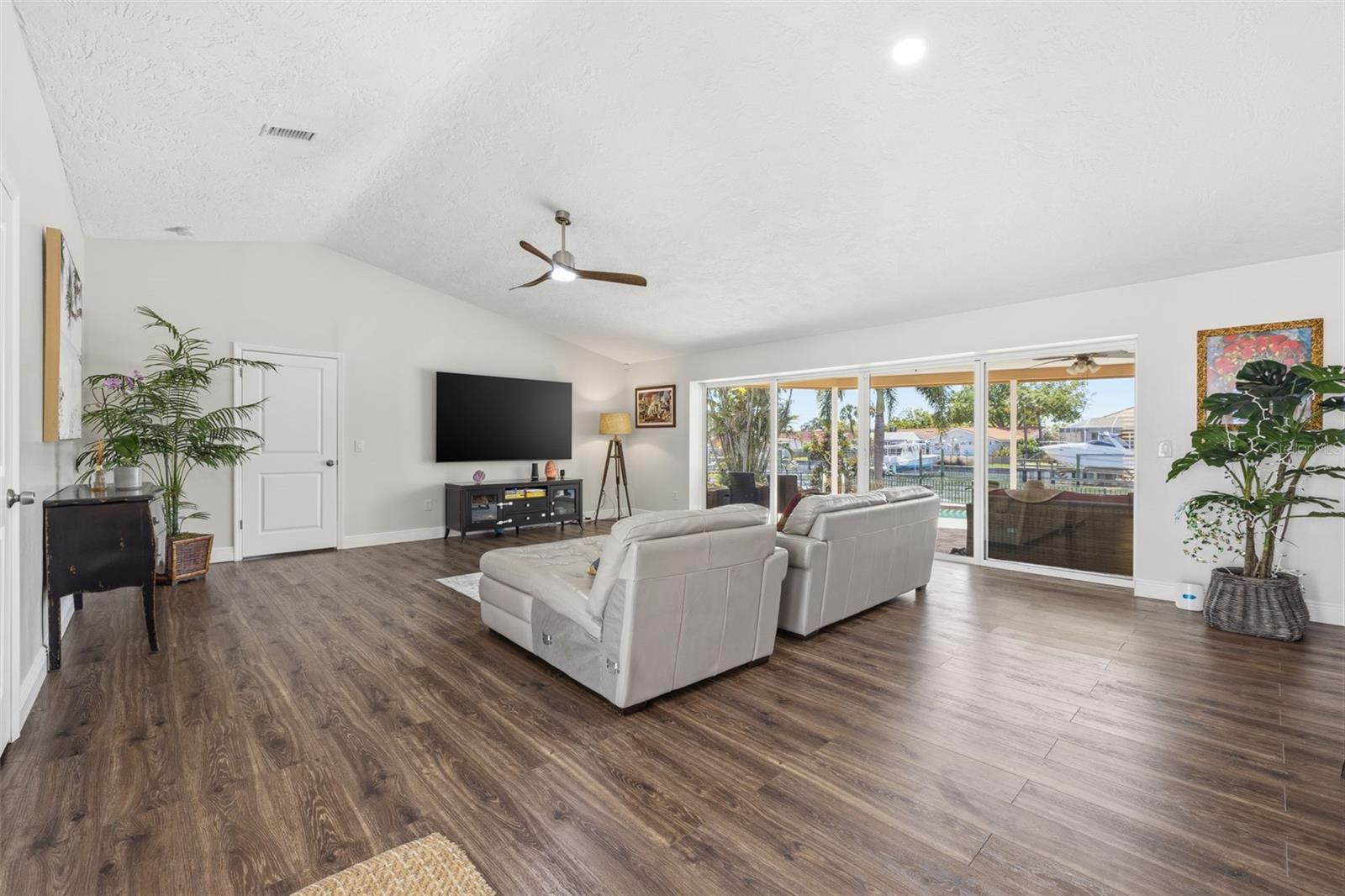 VENETIAN ISLES - Residential