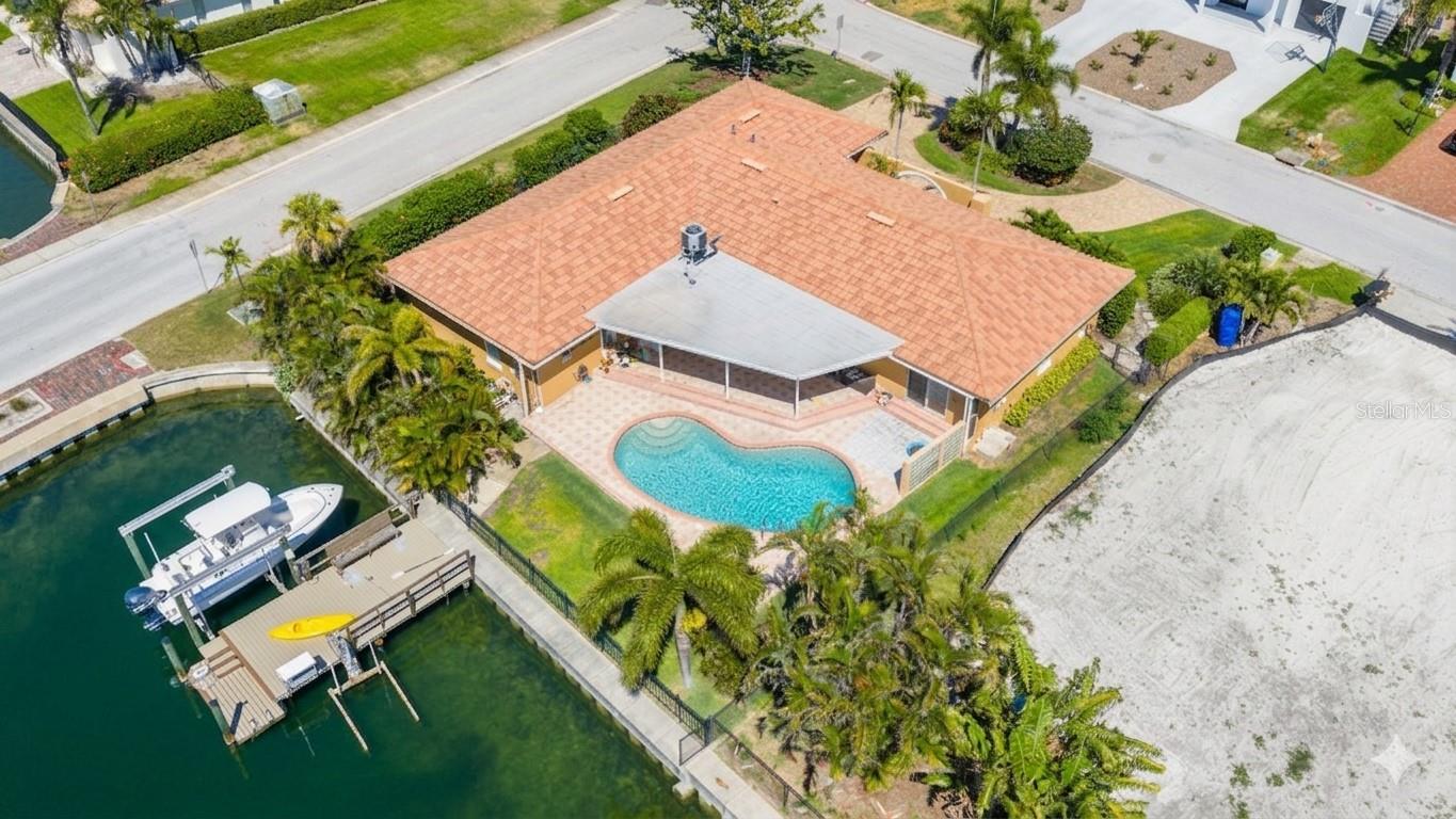 VENETIAN ISLES - Residential