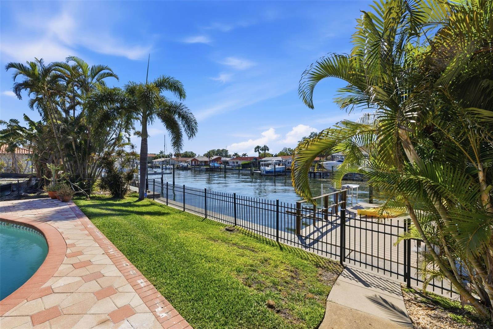 VENETIAN ISLES - Residential