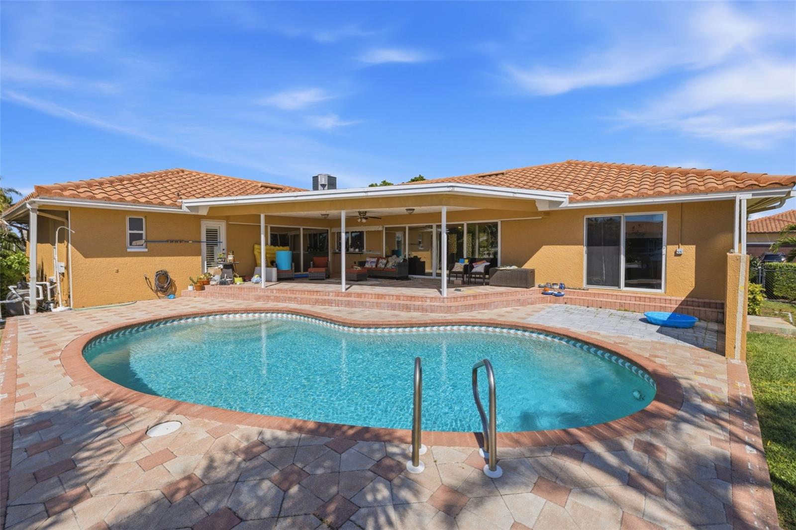 VENETIAN ISLES - Residential