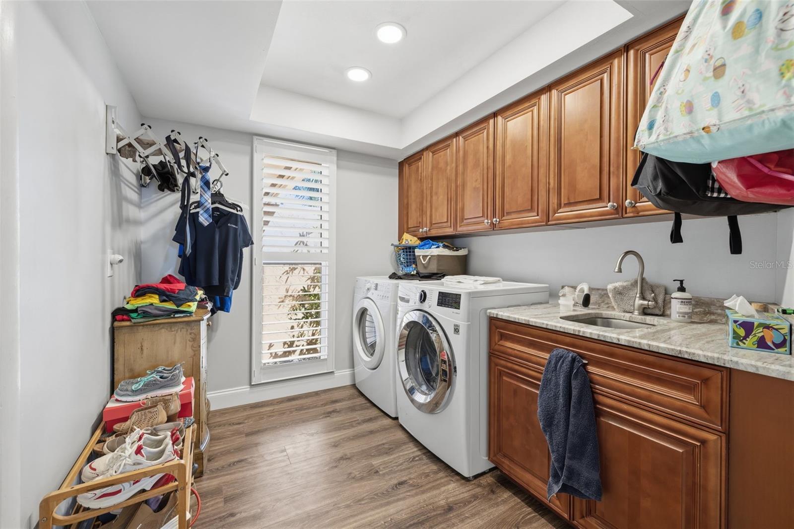 VENETIAN ISLES - Residential