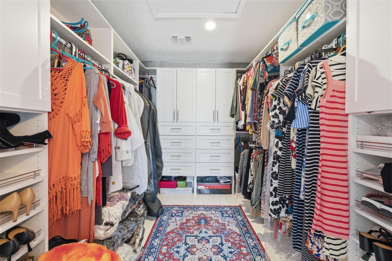 VENETIAN ISLES - Residential