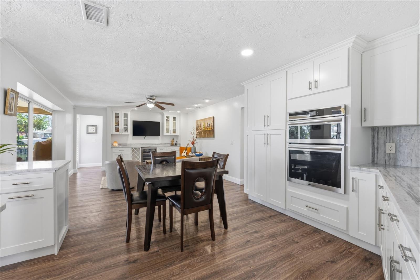 VENETIAN ISLES - Residential