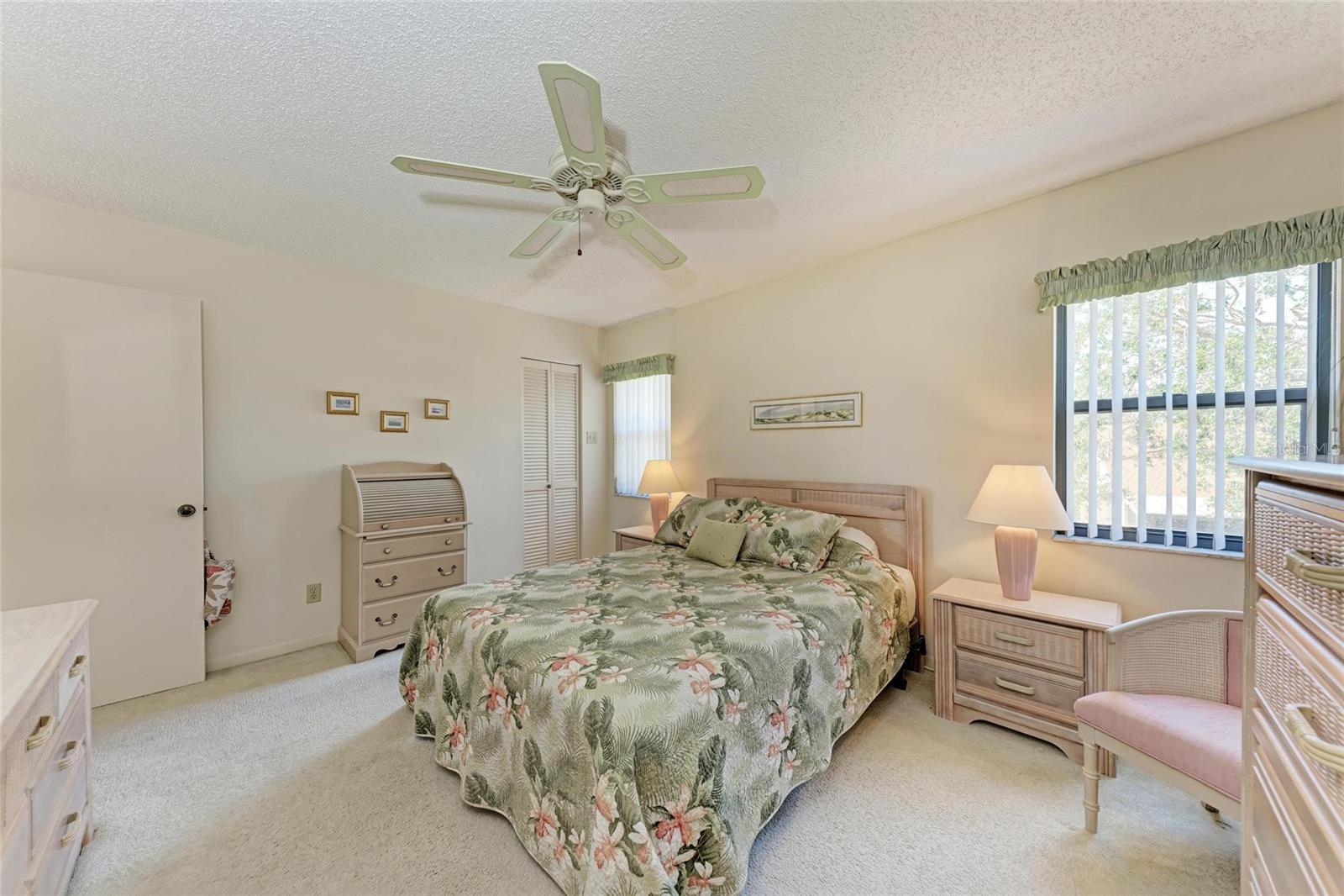 BIRD BAY V - Residential