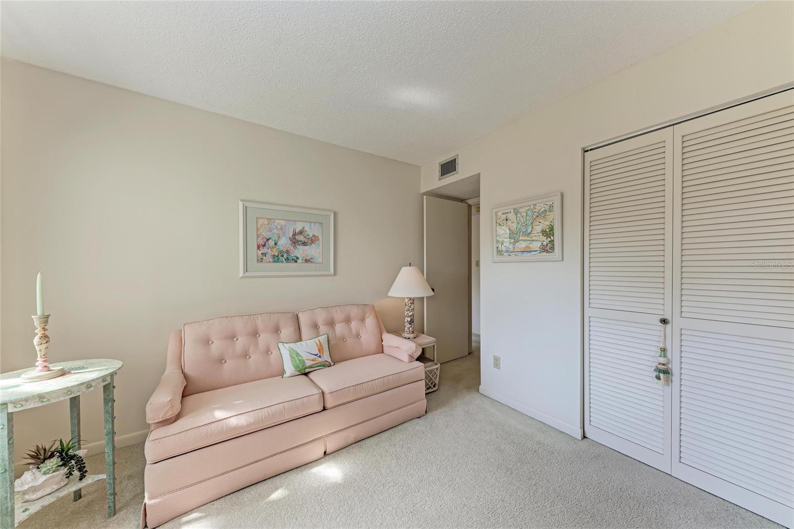 BIRD BAY V - Residential