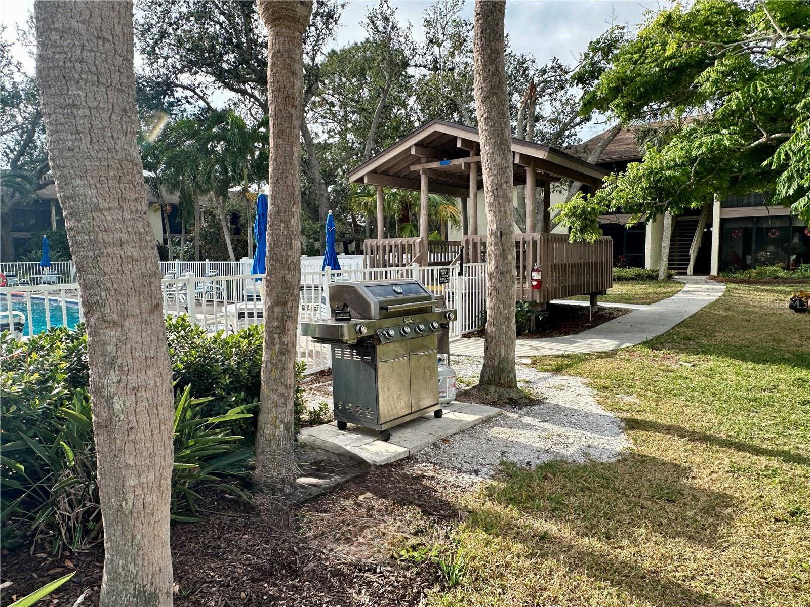 BIRD BAY V - Residential