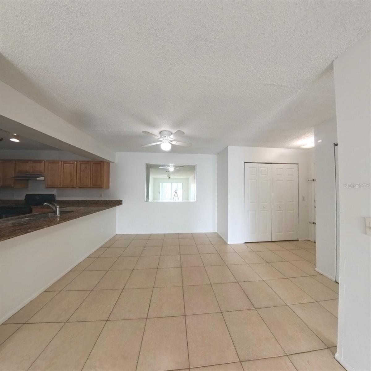 OXFORD SQUARE CONDO - Residential